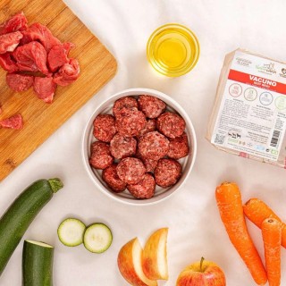 Naturcanin Albondigas Vacuno 900gr