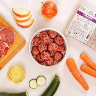 Naturcanin Albondigas Cordero Puro 900gr